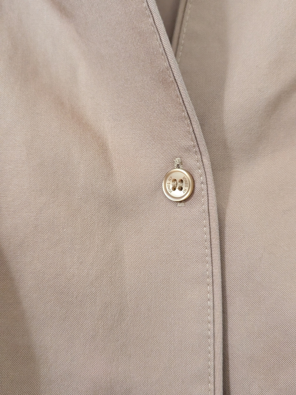 Jones New York Collection Vintage 90s Button-Front Women’s Blouse - Taupe - Picture 2 of 5